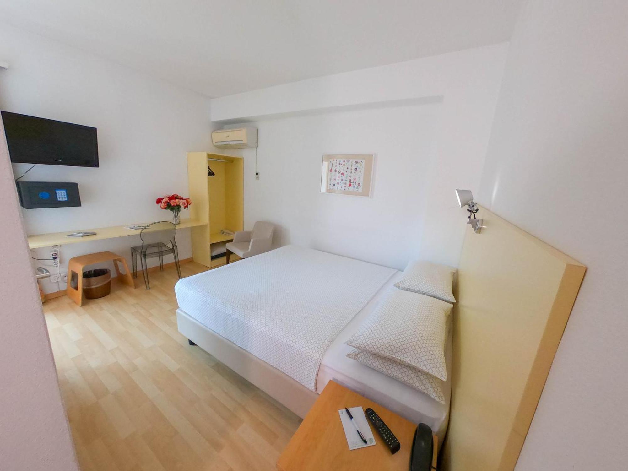 Colorado Hotel ลูกาโน ภายนอก รูปภาพ
